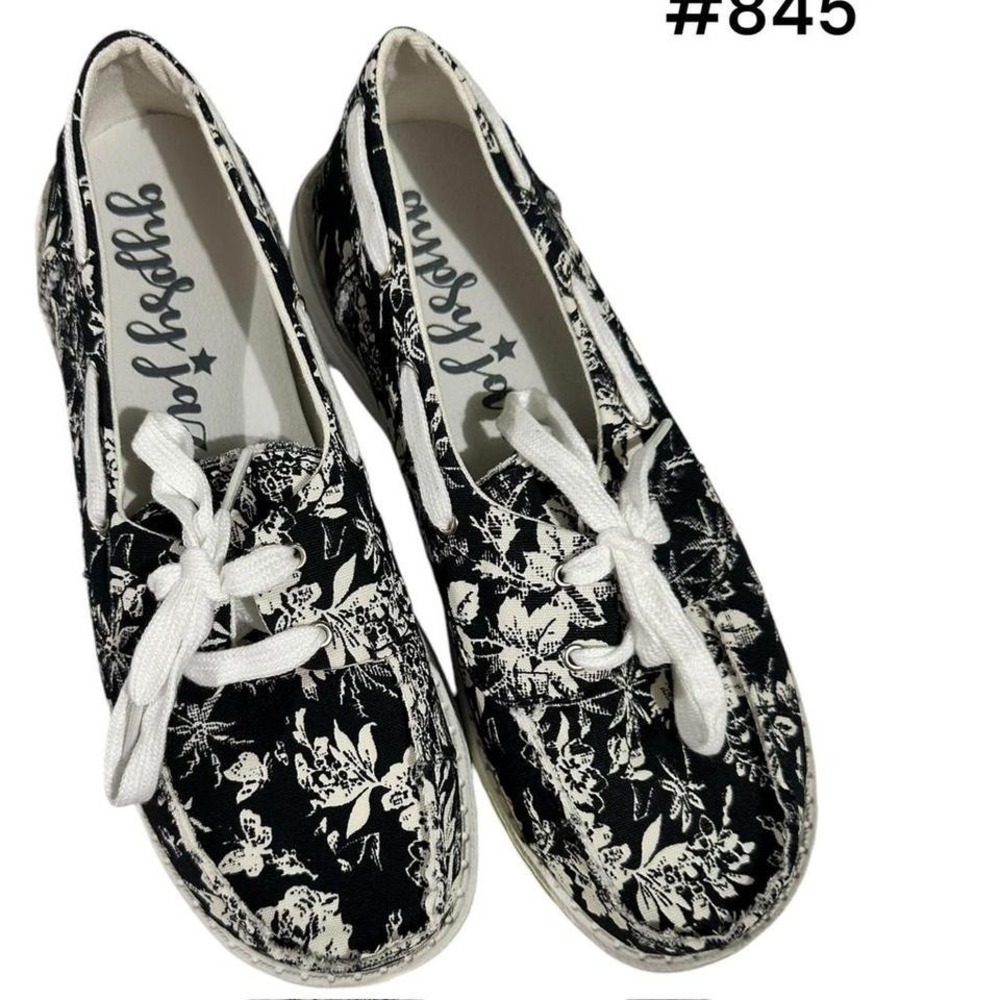 New Gypsy Jazz White/Black Floral Boat Shoes Size‎ 8